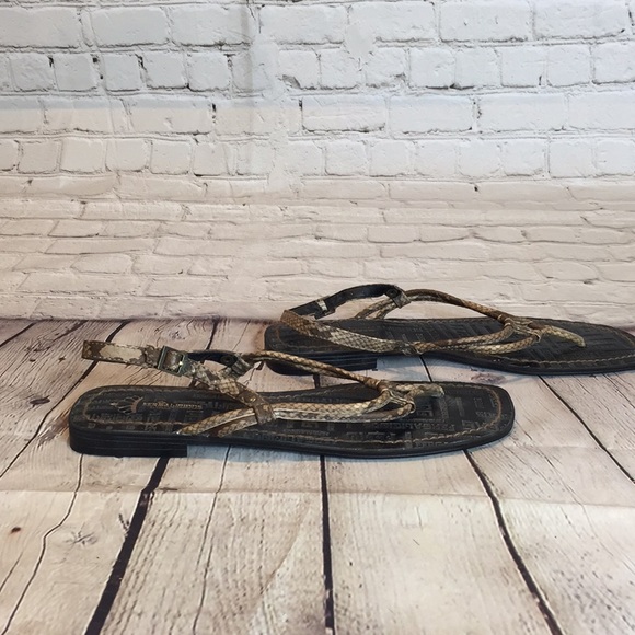 Fergalicious Shoes faux snakeskin sandal - Picture 2 of 7